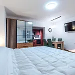 Apartman Marta - Free Parking! Split