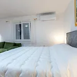 Marta - Free Parking! Apartman
