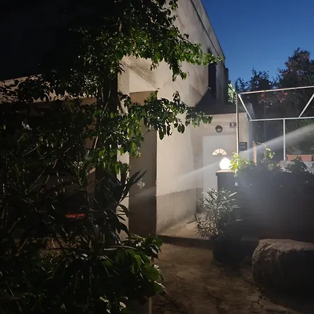 Marta - Free Parking! Split