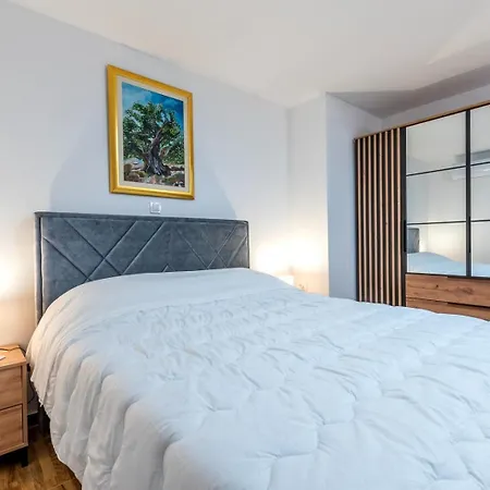 Apartment Marta - Free Parking!