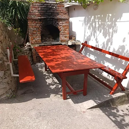 Marta - Free Parking! Split