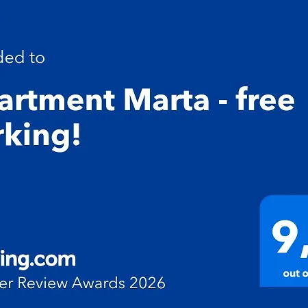 Marta - Free Parking! * Split