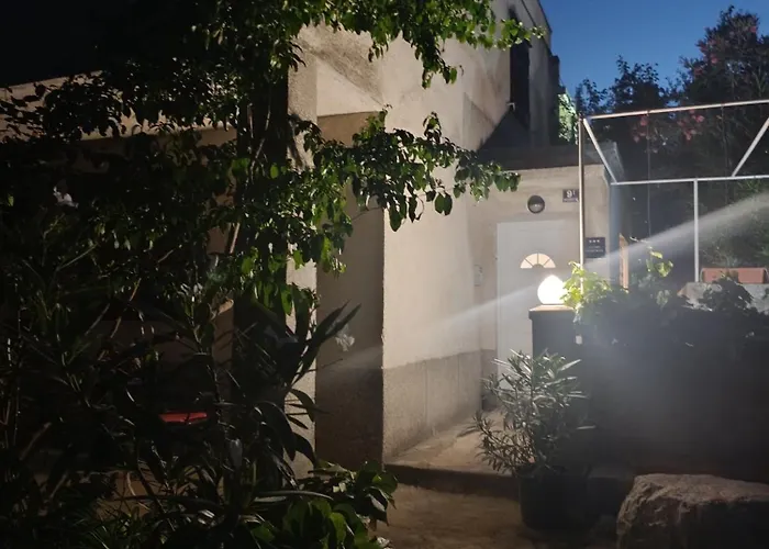 Marta - Free Parking! Split