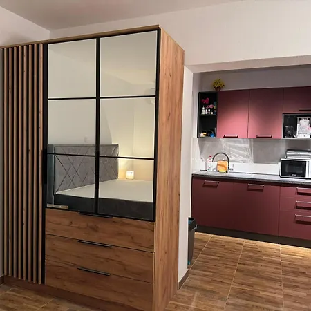 Marta - Free Parking! Lägenhet Split